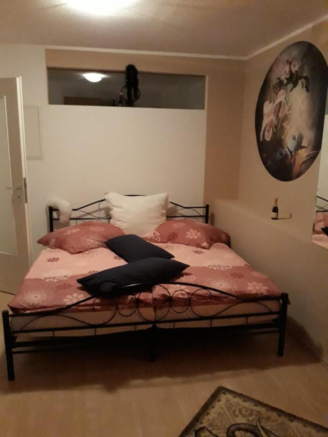 Ferienwohnung Antik Гота Экстерьер фото
